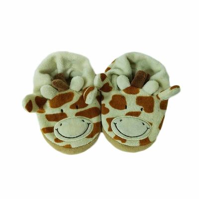 La peluche d'enfants de peluche de chaussures de marche de la peluche des enfants chausse le décor de maison de peluche