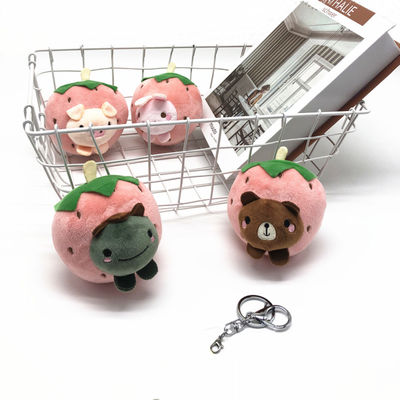 jouets à chaînes principaux de peluche de visage animal de fraise de bande dessinée de 10cm pour des clés de voiture