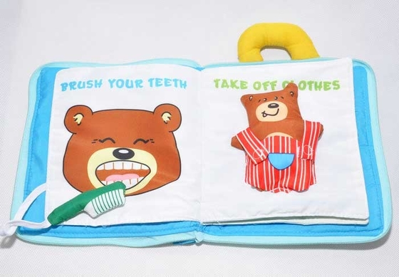La première éducation de la peluche 3D réserve 20x25cm pour le bébé