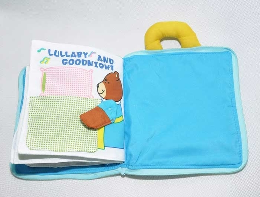 La première éducation de la peluche 3D réserve 20x25cm pour le bébé